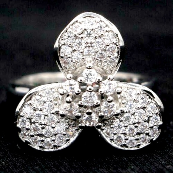 Elegant Flower Paved Topaz Magical Sparkle Ring - Picture 3 of 7